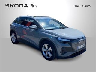 Audi Q4 e-tron 45 AT