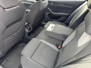 Škoda Octavia (2021) Combi 1.5 TSI Ambition - náhled 8