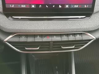 Škoda Octavia (2024) 1.5 TSI e-TEC DSG TOP Selectio - náhled 24