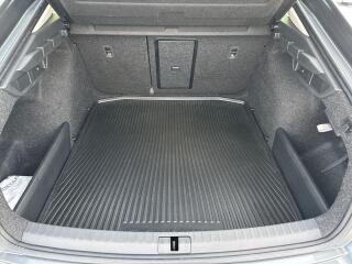 Škoda Octavia (2024) 1.5 TSI e-TEC DSG TOP Selectio - náhled 28