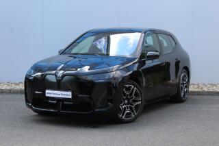 BMW iX xDrive45, 300kW