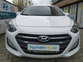 Hyundai i30 1.6.-KLIMA-TEMPOMAT-SENZORY