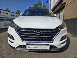 Hyundai Tucson 1.6-ZRUKA DO10/24-NAVI-KAMERA