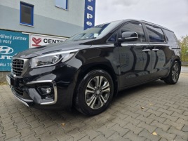 Kia Carnival 9 m�st-REZERVACE