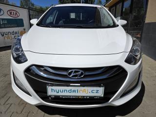 Hyundai i30 1.6-N�ZK� KM-nov� STK-CEBIA