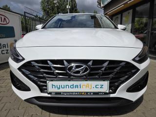 Hyundai i30 1.5-1.MAJITEL-AUTOMAT-ZRUKA