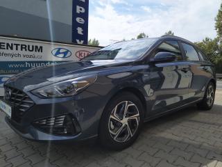 Hyundai i30 1.5-STAV NOV�HO VOZU-Z�RUKA