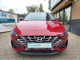 Hyundai i30 1.5-V ZRUCE-1.MAJ-NAVI-KAMERA