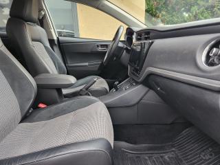 Toyota Auris 1.8-HYBRID-NAVI-KAMERA - náhled 13