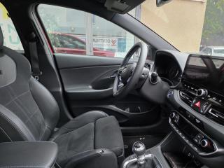 Hyundai i30 2.0N-ZÁRUKA-NÍZKÉ KM-1.MAJITEL - náhled 13