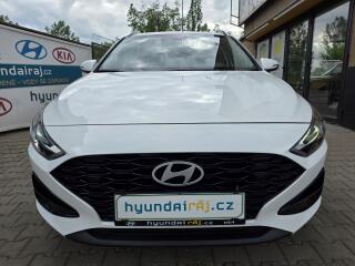 Hyundai i30 1.5-1.MAJITEL-NAVI-KAMERA