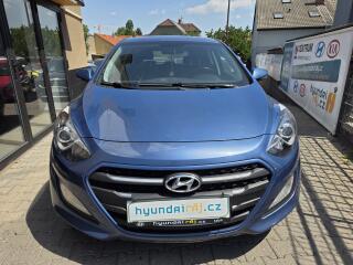 Hyundai i30 1.6-spot�eba cca 5l/100km
