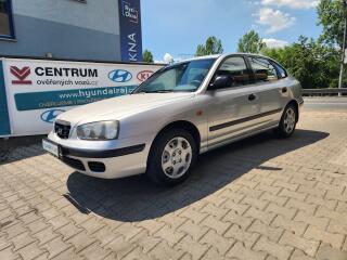 Hyundai Elantra 1.6-ZACHOVAL� STAV-N�ZK� KM