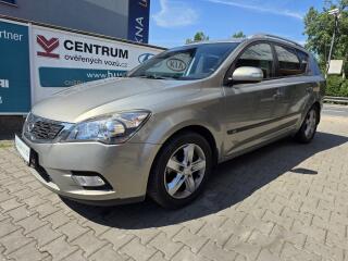 Kia Ceed 1.4-N�ZK� KM-ZACHOVAL� STAV