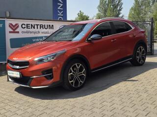 Kia XCeed 1.5-NAVI-KAMERA-V Z�RUCE