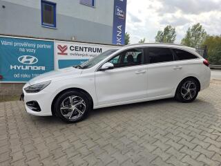Hyundai i30 1.5MILDHYBRID 48V-Z�RUKA-1.MAJ