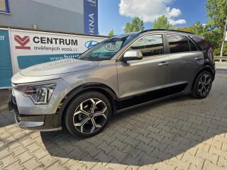 Kia Niro 1.6-HYBRID-V Z�RUCE-NAVI-KَE
