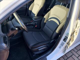 Hyundai i30 1,0 T-GDi Comfort DCT - náhled 15
