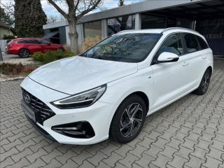 Hyundai i30 1.5 T-GDI Mild Hyb Family Smar