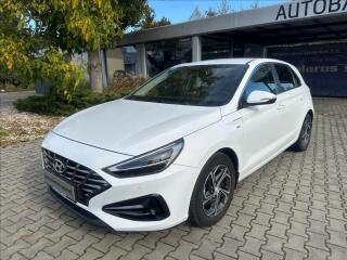Hyundai i30 1.5 TGDI MH MT SM PLUS NAV