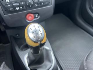 Renault Clio 1,5 DCi,2x Sada kol,Klima - náhled 12