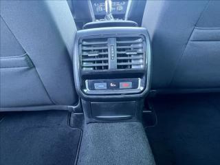 Volkswagen Passat GTE,Panorama,TZ,ACC,1.Maj - náhled 31