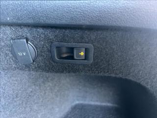 Volkswagen Passat GTE,Panorama,TZ,ACC,1.Maj - náhled 11