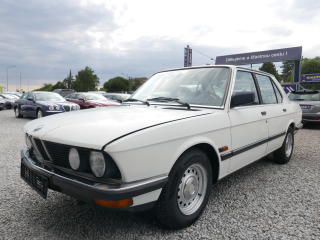 BMW 518 E28 5-Rychlostn 122 PS