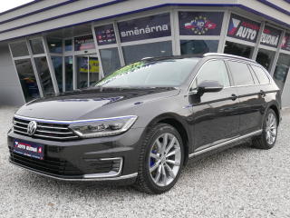 Volkswagen Passat 1.4 TSI GTE REZERVACE