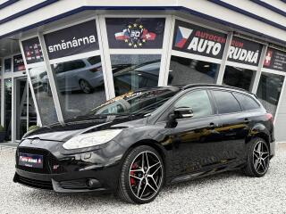 Ford Focus 2.0i 184kW ST  REZERVACE