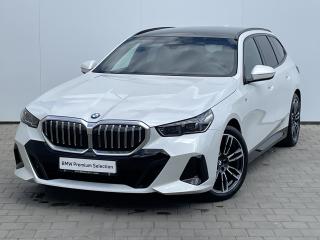 BMW 520 xDrive Touring Tan Panor