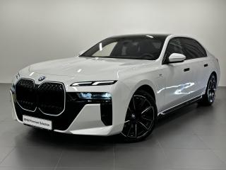 BMW 750e xDrive Sedan