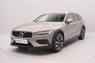 Volvo V60 CC D4 AWD MOMENTUM REZERVACE