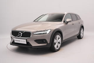 Volvo V60 CC B4 AWD ADVANCED AUT 1.maj.