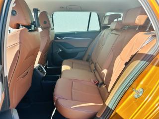 Škoda Octavia Combi First Edition Ultimate 2 - náhled 7
