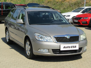 �koda Octavia 1.6 TDi, �R, servis.kniha