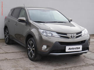 Toyota RAV4 2.0 D-4D 4x4, �R, AC, TZ