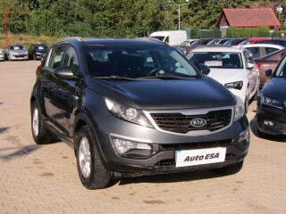 Kia Sportage 1.7CRDi, �R, AC, park.asist
