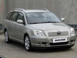 Toyota Avensis 2.0 i, servis.kniha