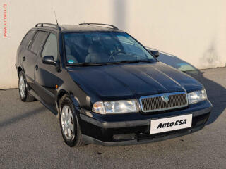 �koda Octavia 1.9TDi, 1.maj, V�h�ev sed.