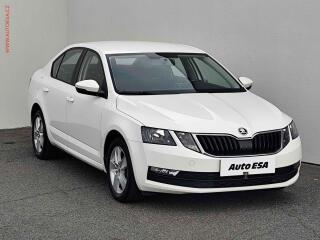 �koda Octavia 1.0TSI, 2.maj,�R, AC, temp