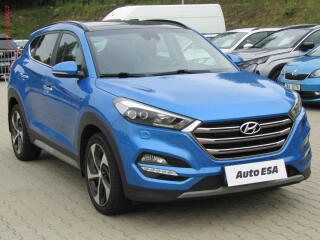 Hyundai Tucson 2.0CRDi 4x4, �R, servis