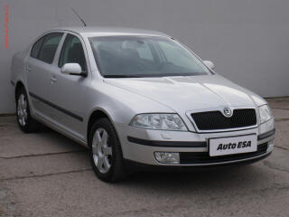 �koda Octavia 2.0 FSI, nez.topen�