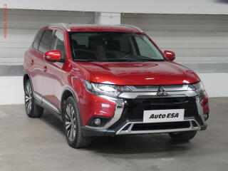 Mitsubishi Outlander 2.0MiVEC, AT