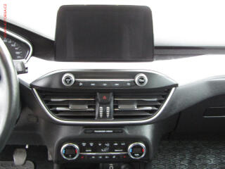 Ford Focus (2020) 1.5TDCi, AC, park.čidla - náhled 14