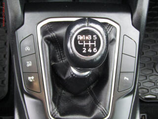 Ford Focus (2020) 1.5TDCi, AC, park.čidla - náhled 19