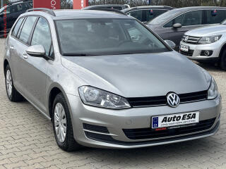 Volkswagen Golf 1.6TDi, Navi, AC