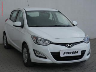 Hyundai i20 1.2i, 1.maj,�R, servis.kniha