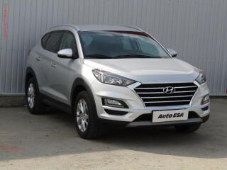 Hyundai Tucson 1.6CRDi, �R, AC, navi, park