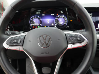 Volkswagen Golf (2024) 1.0ETSI, 1.maj,ČR, DSG, LED - náhled 17